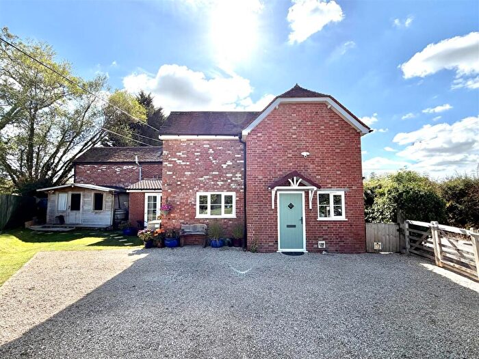 3 Bedroom House For Sale In Cole Street Lane, Gillingham, SP8