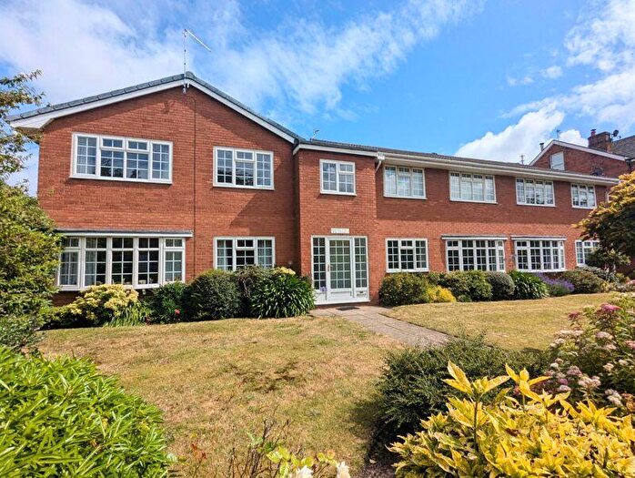 2 Bedroom Flat To Rent In Salford Road, Southport, PR8