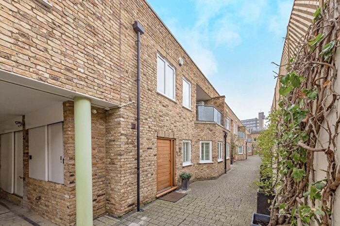 3 Bedroom Property To Rent In Octavia Mews, London, W9