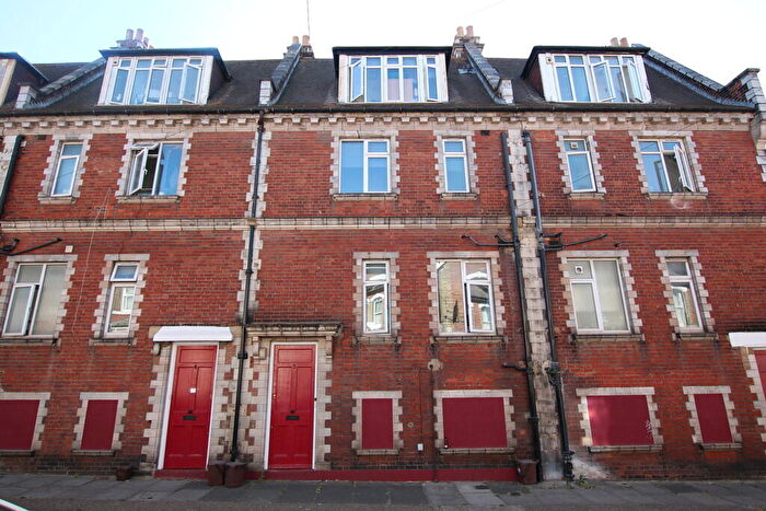 4 Bedroom Barn Conversion To Rent In Burlington Parade, Gratton Terrace, NW2