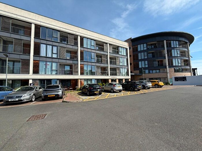 1 Bedroom Apartment For Sale In Priory View, Church Street, Dunstable, LU5