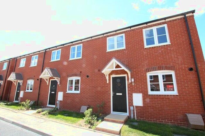 3 Bedroom End Of Terrace House To Rent In Velthouse Close, Hardwicke, GL2