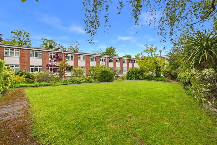 1 Bedroom Flat For Sale In West House, Norton Lees Road, S8