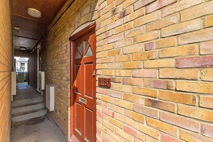 1 Bedroom Maisonette To Rent In Burley Road, Sittingbourne, Kent, ME10