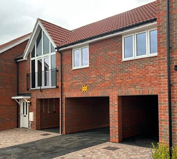 2 Bedroom Flat For Sale In Blackthorn Row, Bishops Stortford, CM23