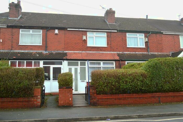 2 Bedroom Terraced House To Rent In School Road, Hollinwood, Oldham, OL8