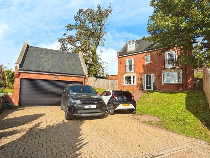 5 Bedroom Detached House For Sale In Pelaw Bank, Chester Le Street, Durham, DH3