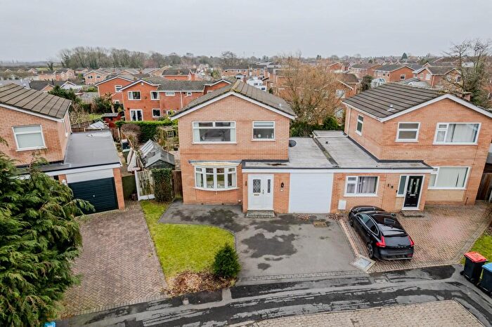 3 Bedroom Link Detached House For Sale In Sweetbriar Close, Barnton, Northwich, CW8