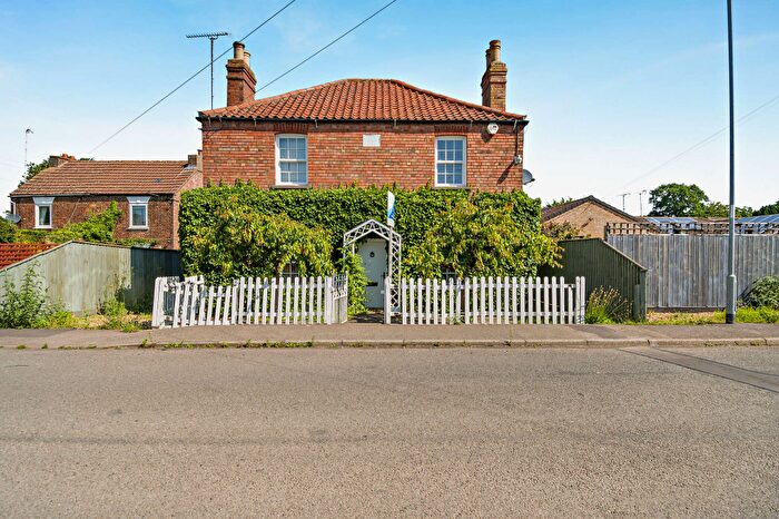 3 Bedroom Detached House For Sale In Woad Lane, Spalding, PE12