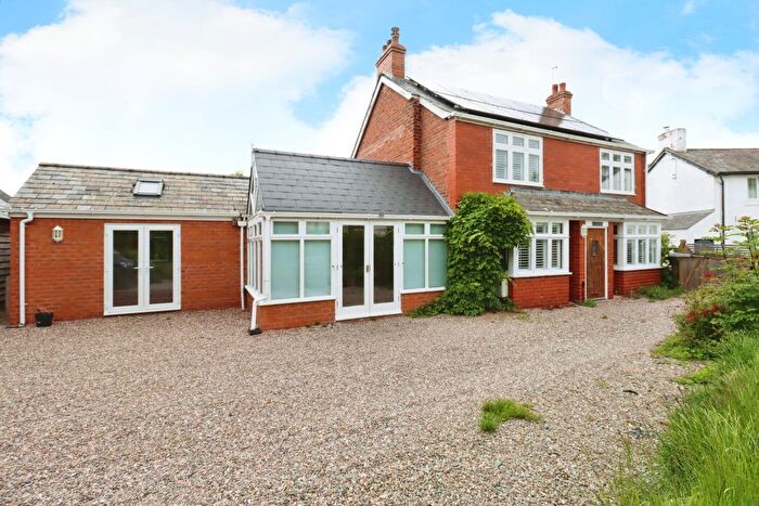 4 Bedroom Detached House For Sale In Willowsmere, Back Lane, Shrewsbury, SY4