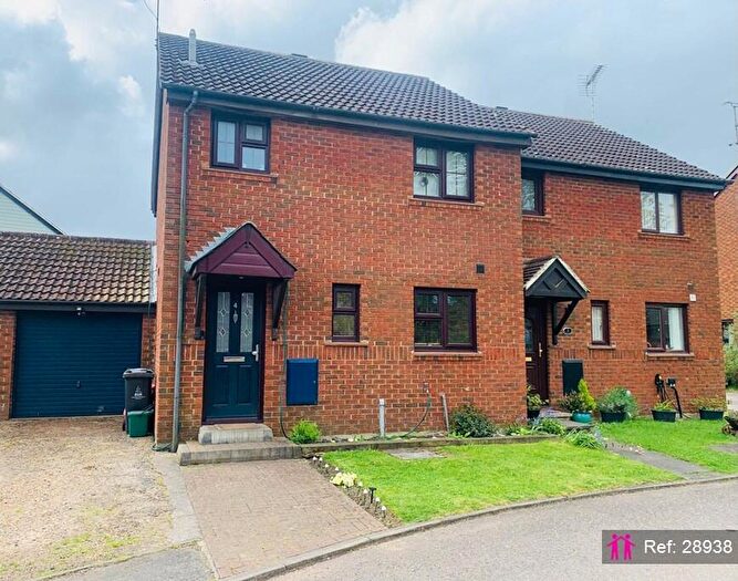 3 Bedroom Semi-Detached House For Sale In Grebe Close, Chelmsford, CM3