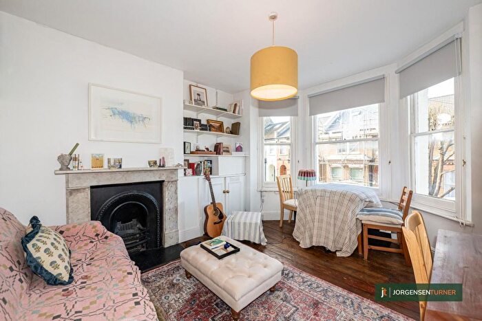 1 Bedroom Flat To Rent In Tunis Road, Shepherd's Bush, W12