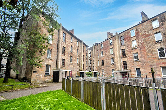1 Bedroom Flat For Sale In Mannering Court, Shawlands, Glasgow, G41