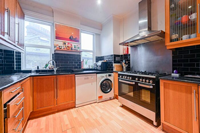 4 Bedroom Flat For Sale In Beaumont Crescent, West Kensington, London, W14