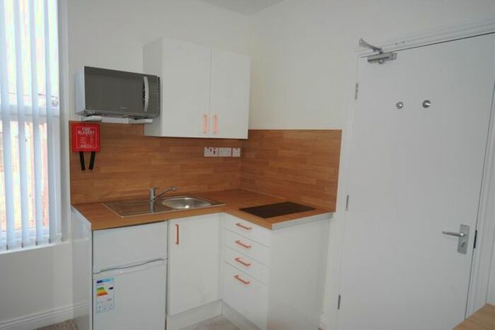 1 Bedroom Flat To Rent In Borough Road, Middlesbrough, TS1