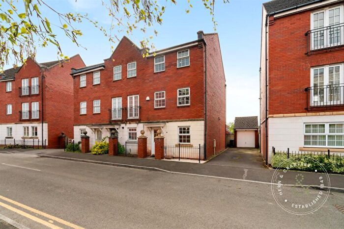 4 Bedroom Semi Detached House For Sale In Doe Close, Penylan, Cardiff, CF23