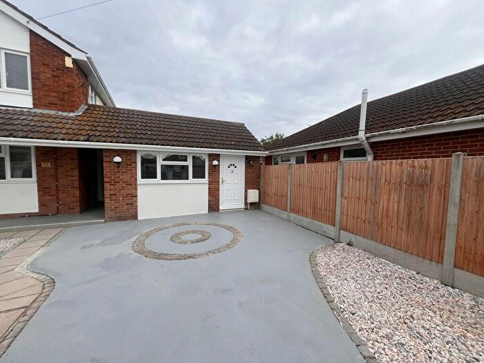 Studio To Rent In Elm Road, Canvey Island, Essex, SS8