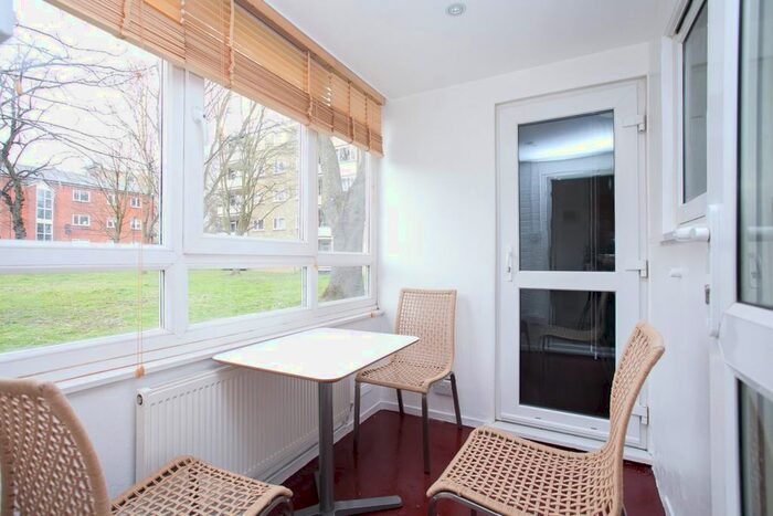 2 Bedroom Flat To Rent In Highbury New Park, London, N5