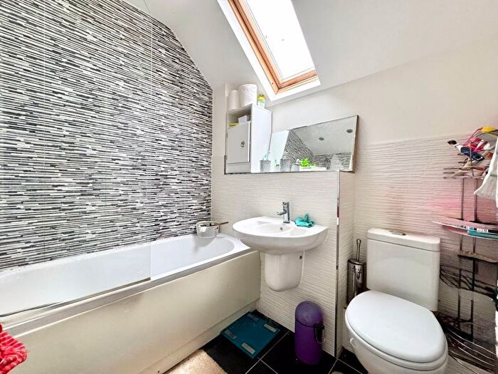 3 Bedroom Terraced House For Sale In Anvil Place, Sutton Coldfield, B75