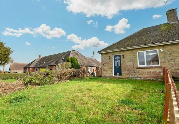 1 Bedroom Semi-Detached Bungalow For Sale In Hammond Street, Mappowder, DT10