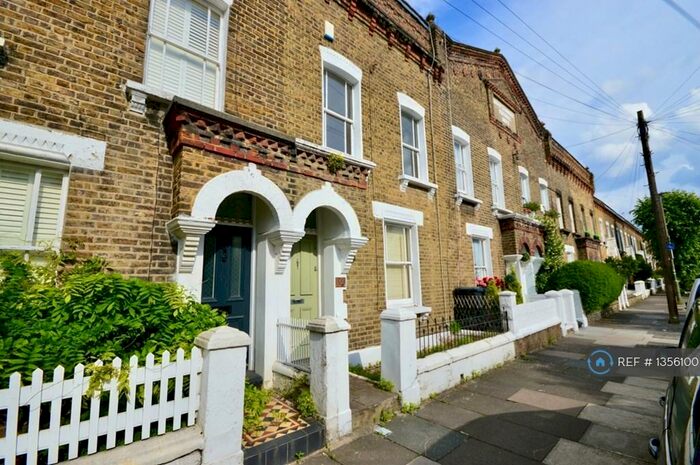 4 Bedroom Terraced House To Rent In Tyneham Road, London, SW11