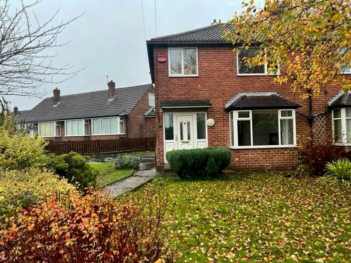 3 Bedroom Semi-Detached House To Rent In Chatsworth Rise, Pudsey, LS28