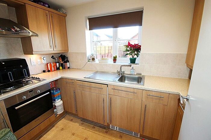 2 Bedroom Flat For Sale In Falconer Way, Treeton, Rotherham, S60