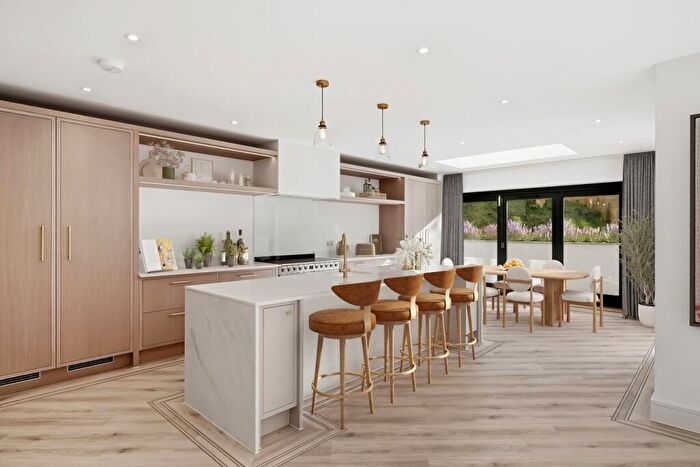 5 Bedroom Detached House For Sale In Rockfield Road, Oxted, RH8