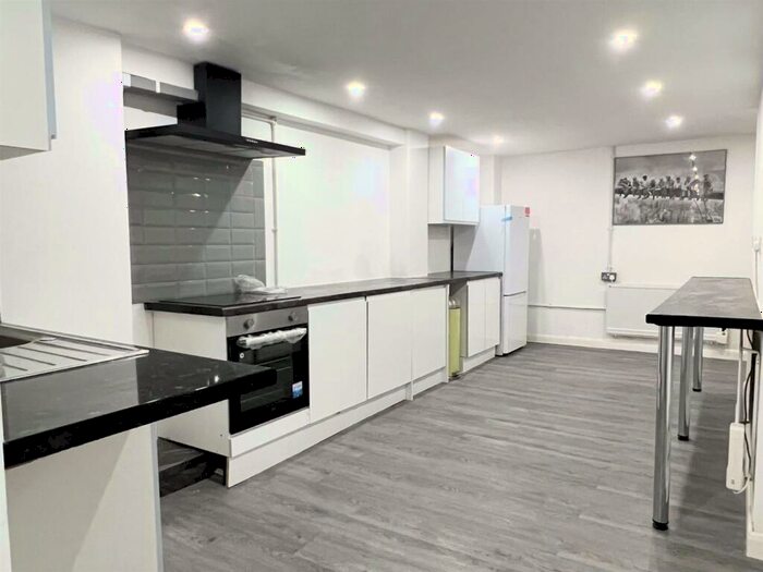 1 Bedroom Flat To Rent In Rivington Street, Shoreditch - Bedroom Apartment - Split Level - - £, Pcm, EC2A