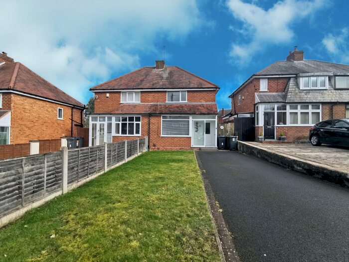 2 Bedroom Semi-Detached House To Rent In Marden Grove, Northfield, Birmingham, B31