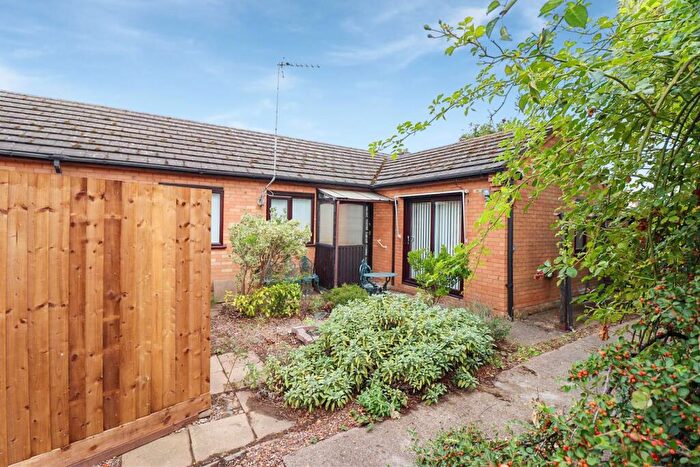 2 Bedroom Bungalow For Sale In Neale Avenue Kettering, NN16