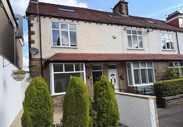 3 Bedroom End Of Terrace House To Rent In Trafalgar Road, Ilkley, LS29