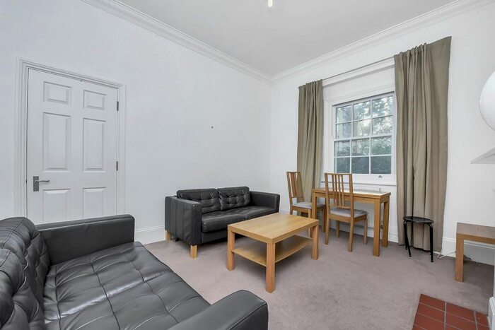 2 Bedroom Flat To Rent In Cadmus Close, London, SW4