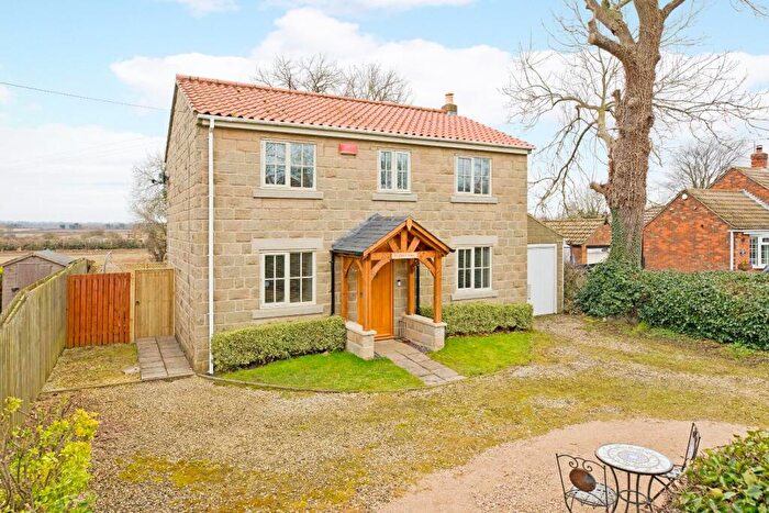3 Bedroom Detached House For Sale In Knaresborough Road, North Deighton, Wetherby, LS22
