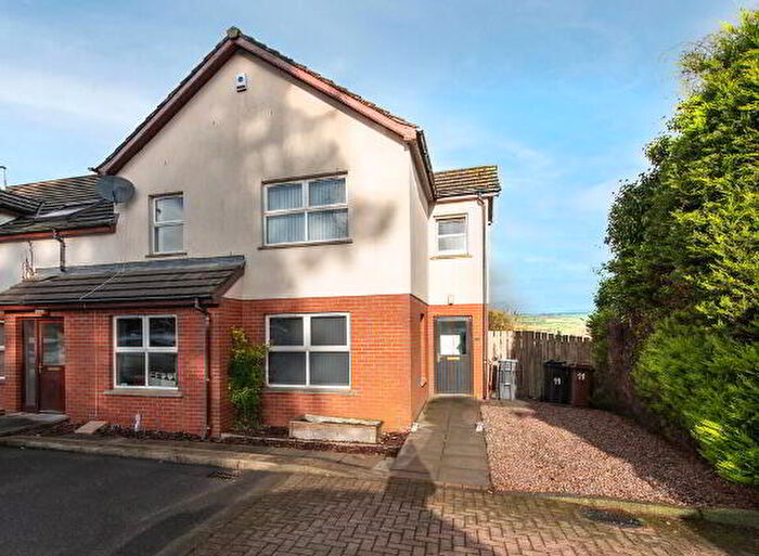 3 Bedroom TownHouse For Sale In Carnmoney Court, Newtownabbey, BT36