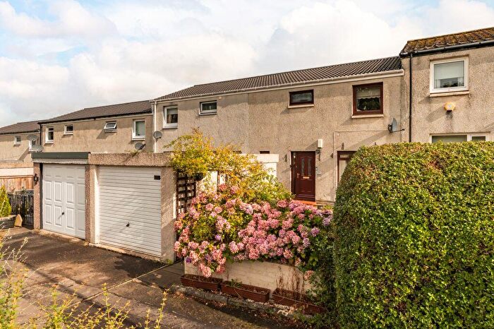 3 Bedroom Terraced House For Sale In Ambrose Rise, Livingston, EH54