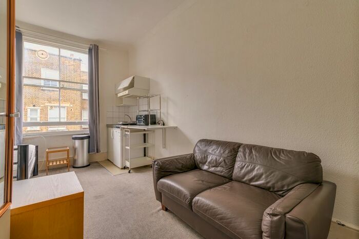 Studio To Rent In - Linden Gardens, London, W2
