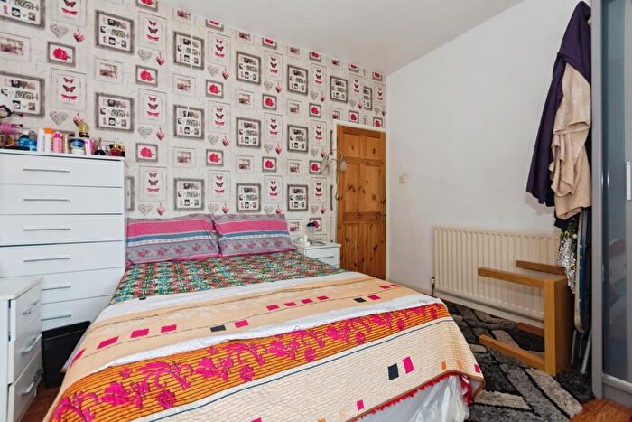 2 Bedroom Terraced House For Sale In Fallows Road, Birmingham, West Midlands, B11 - Photo 10