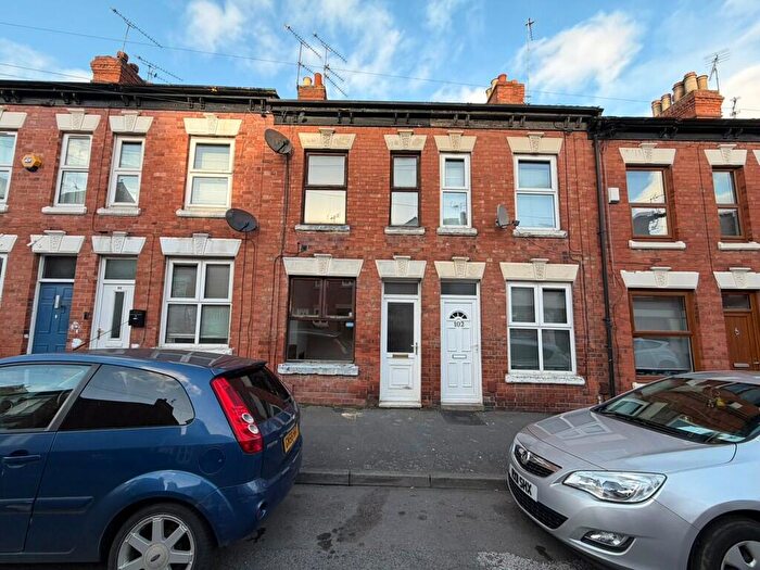 2 Bedroom Terraced House To Rent In Lansdowne Road, Aylestone, Leicester, LE2