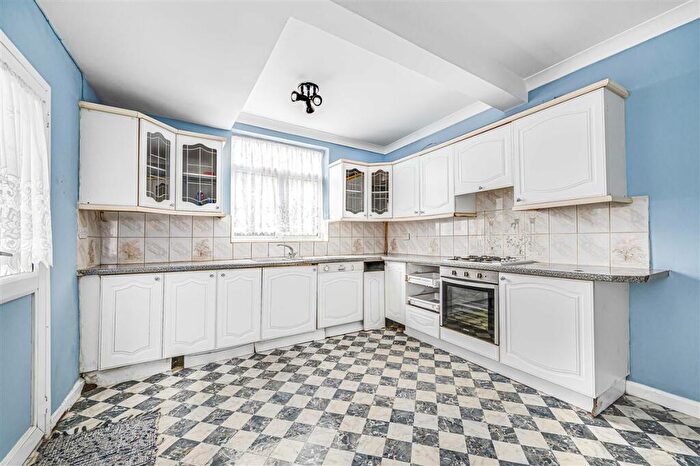 1 Bedroom Flat For Sale In Buckingham Road, NW10