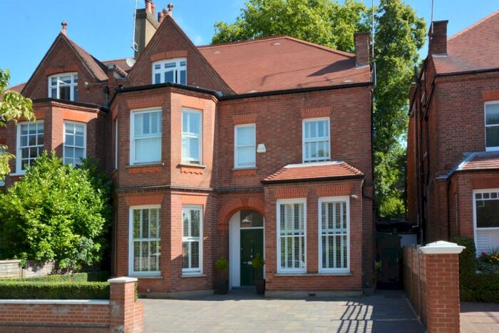 5 Bedroom Semi-Detached House To Rent In Lambolle Road, Belsize Park, London, NW3