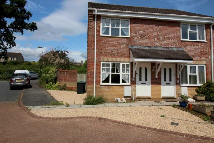 2 Bedroom Terraced House To Rent In Saxby Road, Chippenham, SN15