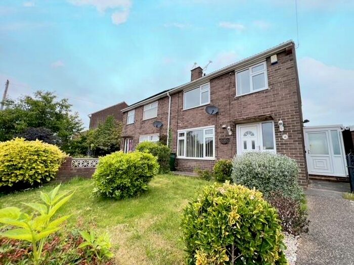 3 Bedroom Semi-Detached House To Rent In Redwood Drive, Maltby, Rotherham, S66