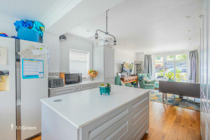5 Bedroom Detached House For Sale In The Grove, Christchurch, BH23