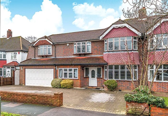 4 Bedroom Semi Detached House For Sale In Stoneleigh Park Road, Stoneleigh, Epsom, Surrey, KT19