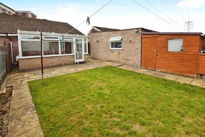 2 Bedroom Bungalow For Sale In Torridge Rise, Brickhill Area, Bedford, MK41