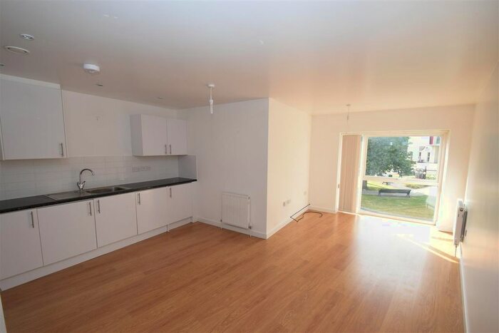 1 Bedroom Flat To Rent In Bellingham Lane, Rayleigh, SS6