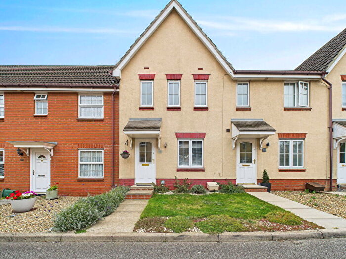 2 Bedroom Terraced House For Sale In Gulls Croft, Braintree, CM7