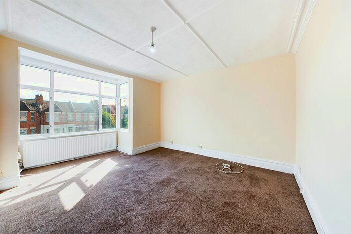 4 Bedroom Flat To Rent In Pinner Road, North Harrow, Harrow, HA1