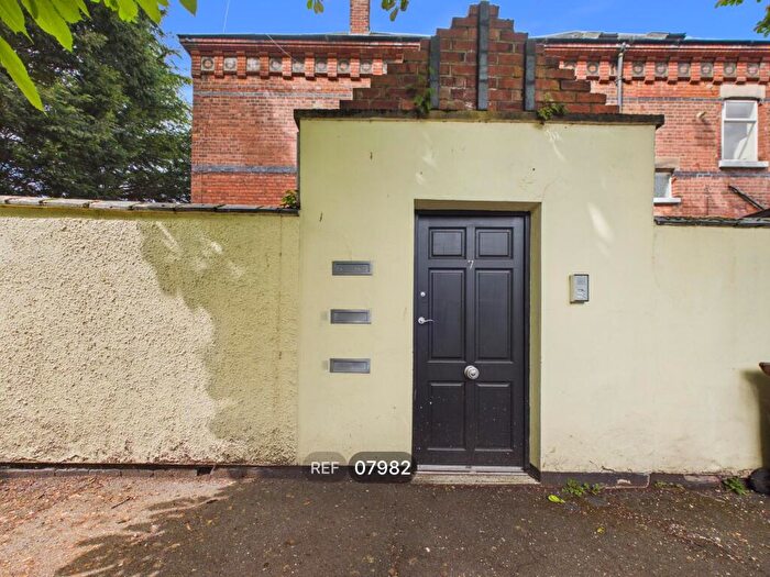 1 Bedroom Apartment To Rent In , Chestnut Grove, Mapperley Park, Nottingham, NG3